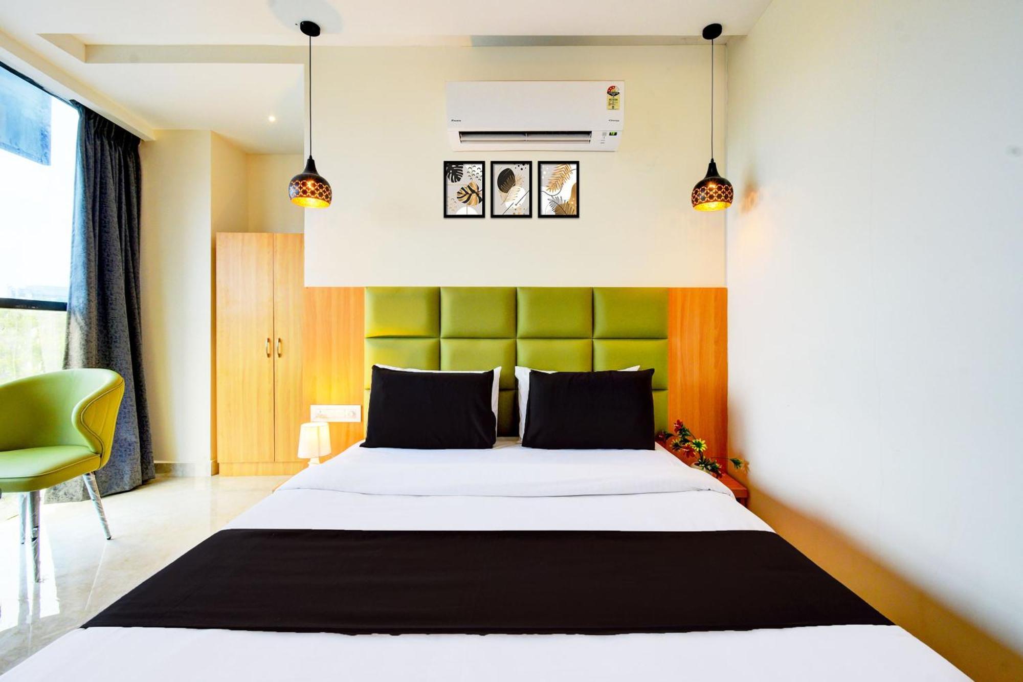 Trimulgherry Hotel O Svs Suites Luxury Rooms מראה חיצוני תמונה